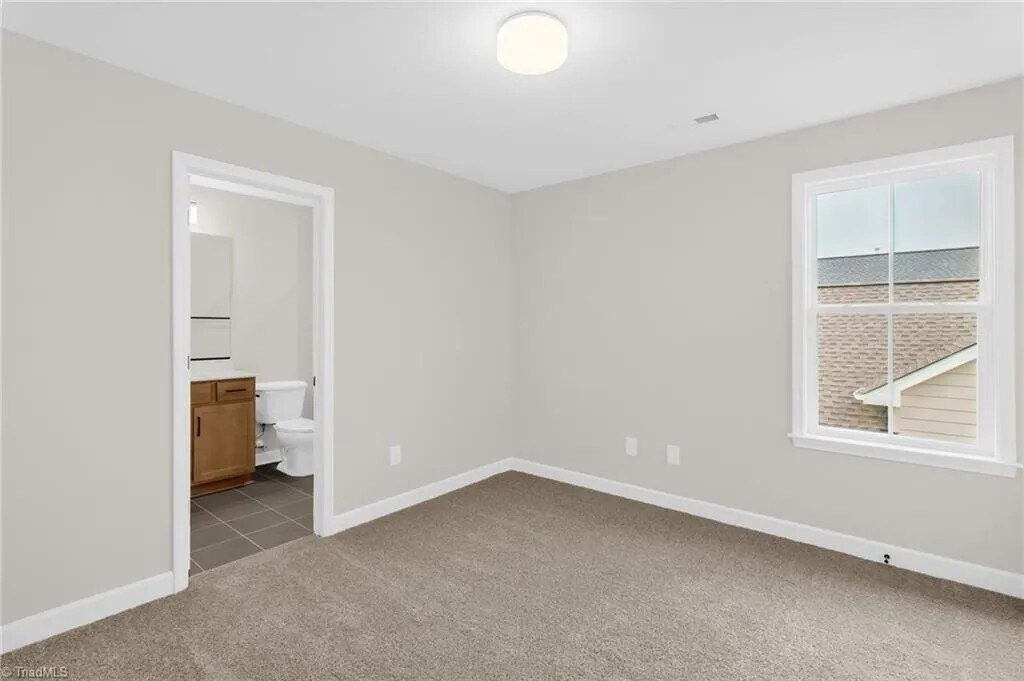 Building Photo - 1714 Creekline Dr
