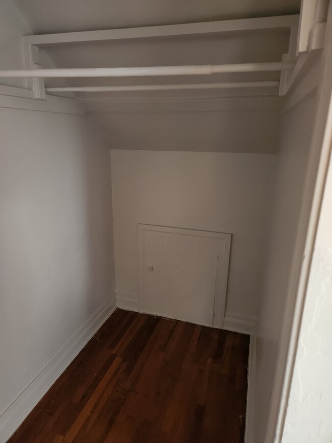 Front closet - 335 49th E St