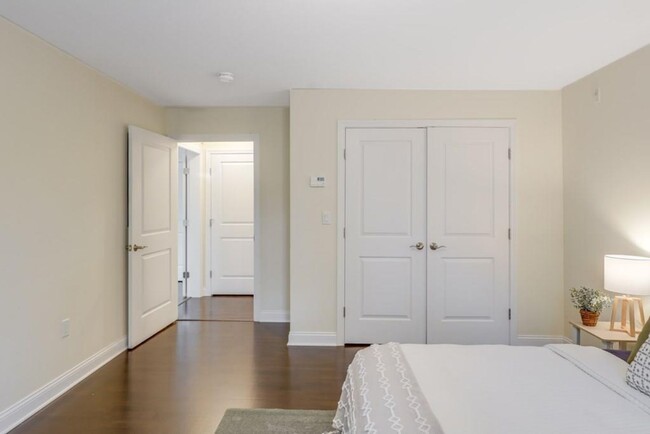 Building Photo - The Foundry 2 Bd 2 Bath Luxurious Condo Li...