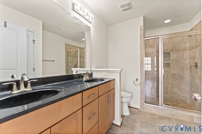 Building Photo - 3904 Village Townes Walk