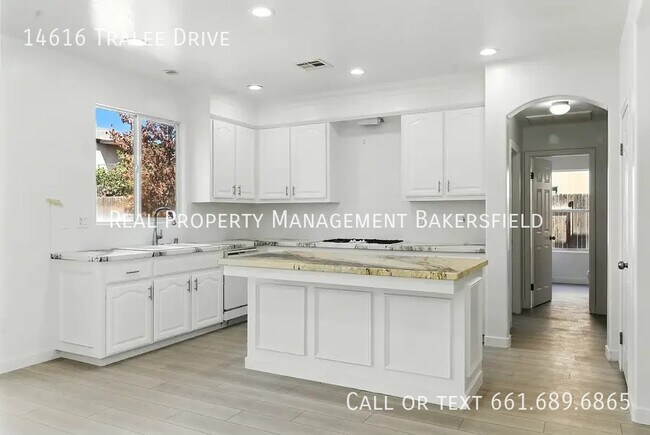 Building Photo - 14616 Tralee Dr