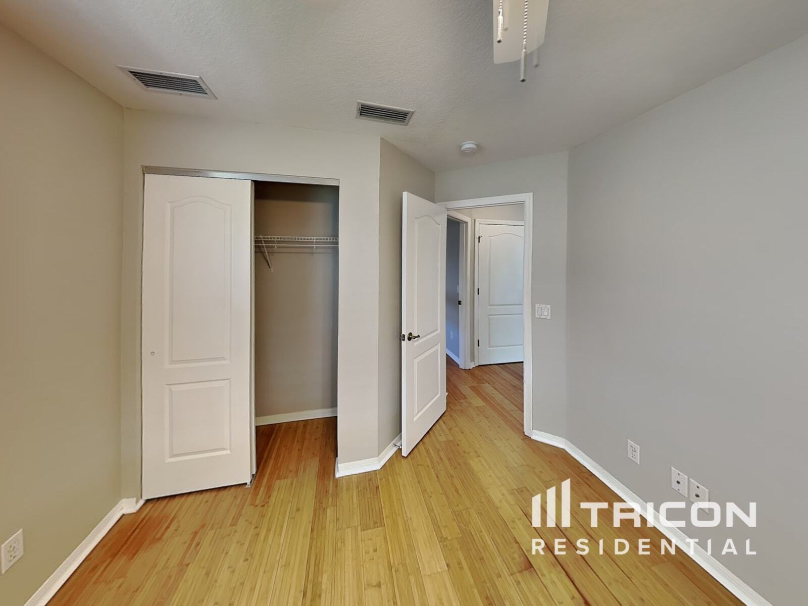 Building Photo - 1761 Banyan Dr