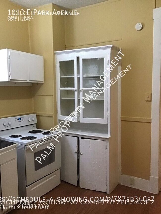 Building Photo - 1013 E Park Ave