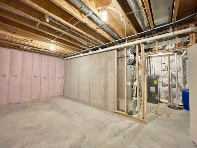 Building Photo - Spacious & Stunningly Remodeled Duplex in Central Fort Collins