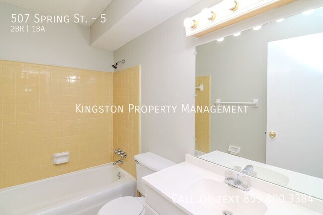 Building Photo - 507 Spring St
