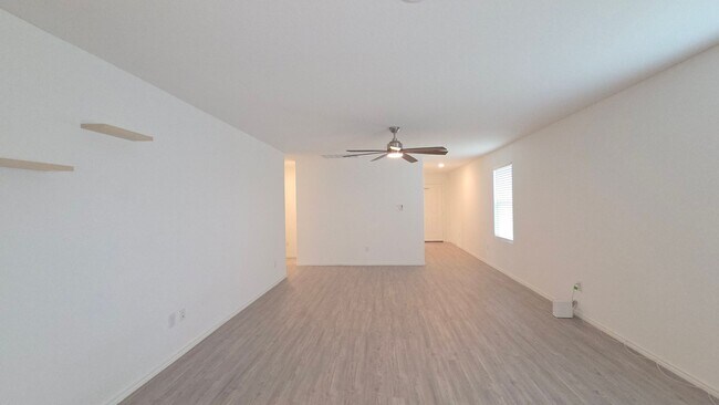 Building Photo - Half Off 1st Full Month Rent Northwest San Antonio Waterwheel Home