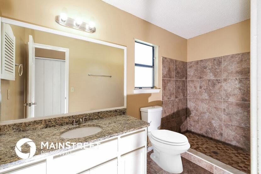 Building Photo - 2532 Townsquare Dr