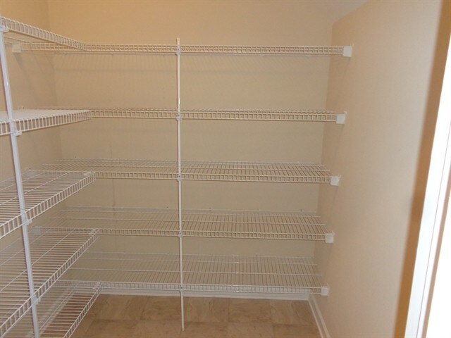 Building Photo - 2545 Thomasson Place Cir