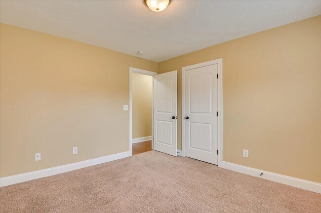 Building Photo - 621 Shipley Ave