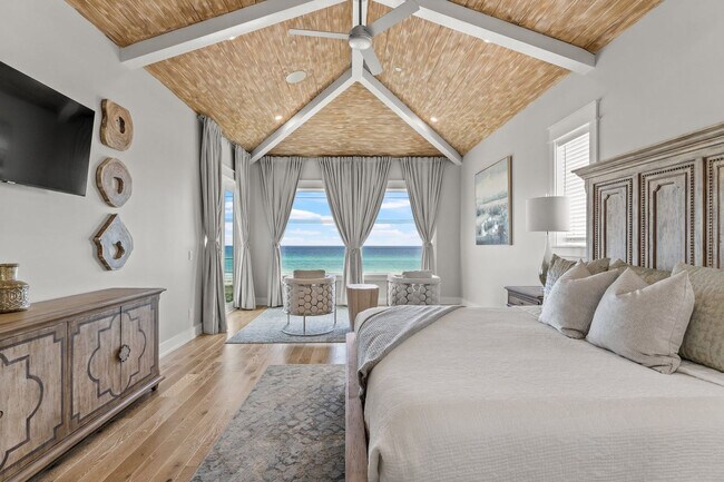 Building Photo - 14300 Front Beach Rd