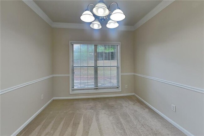 Building Photo - 500 Cottonwood Close