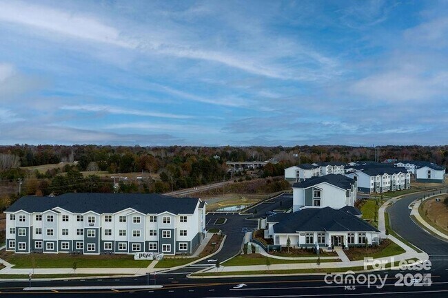 Building Photo - 225 Rhyne Rd