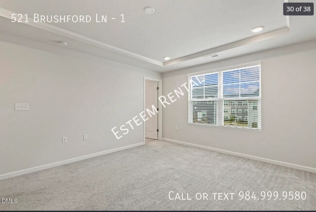 Building Photo - 521 Brushford Ln