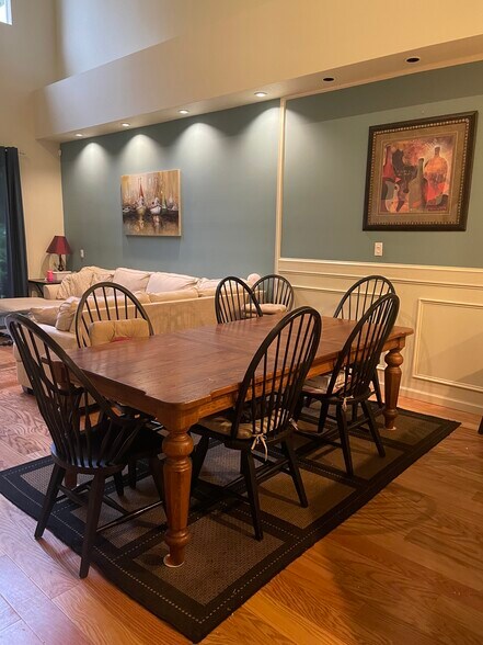 Building Photo - 8192 Mulligan Cir