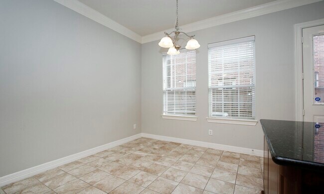 Building Photo - 1515 Olive Park