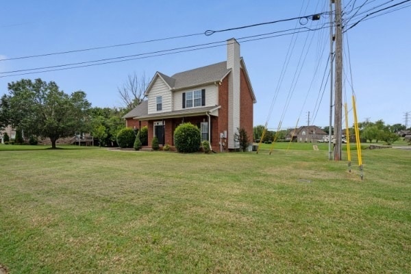 Building Photo - 302 12 Oaks Ln