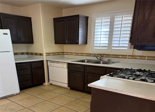 Building Photo - 9300 Cool Creek Ave