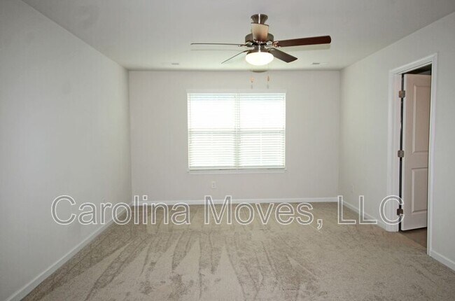 Building Photo - 17 Country Dale Dr