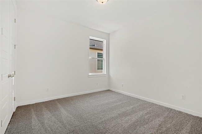 Building Photo - 2521 Dabster Dr