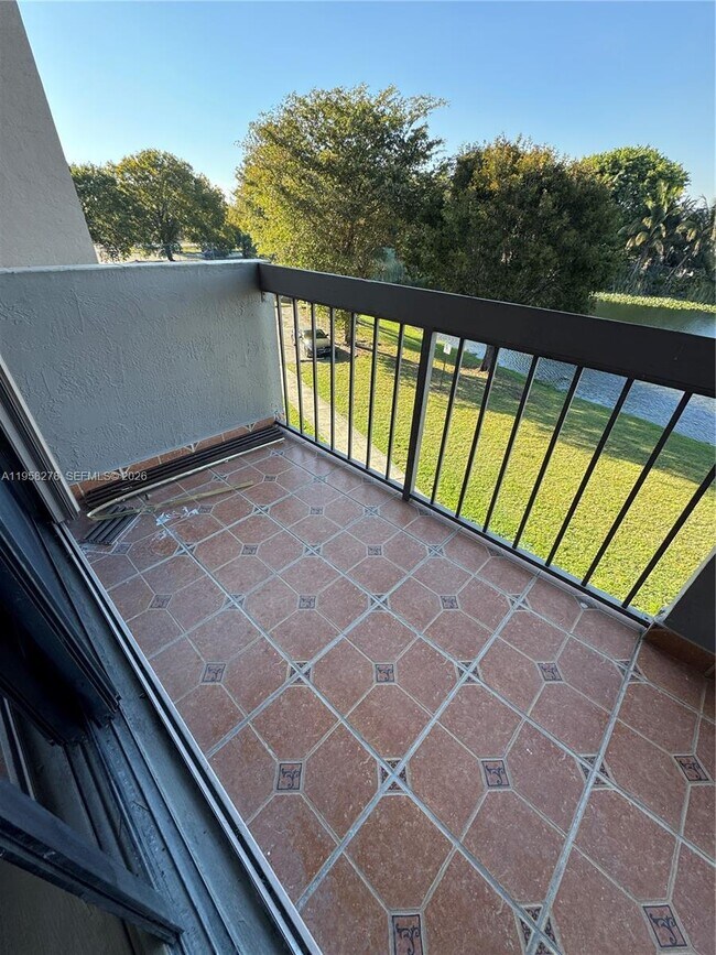 Building Photo - 1101 SW 122nd Ave