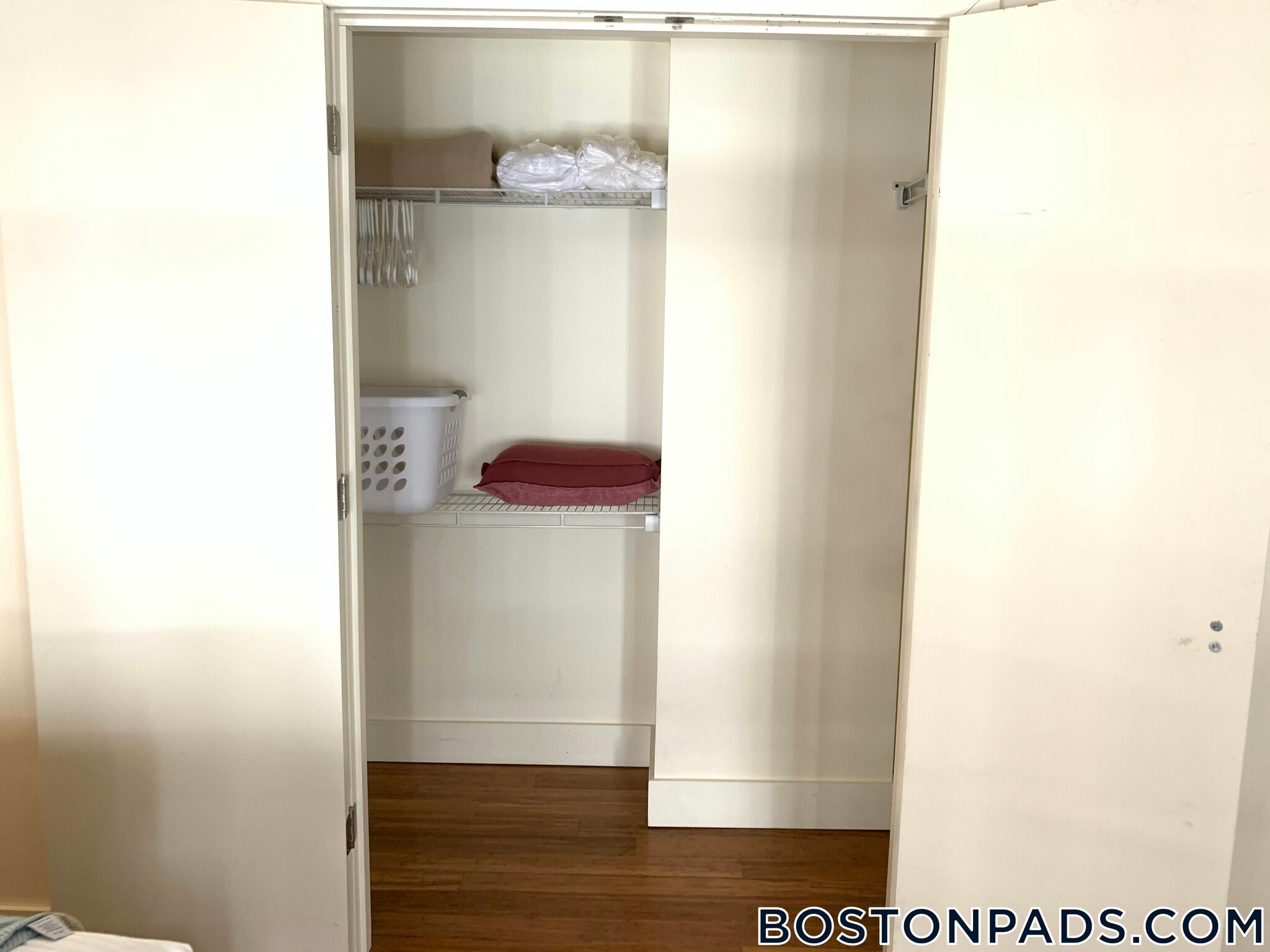 Building Photo - 8 Winter Pl