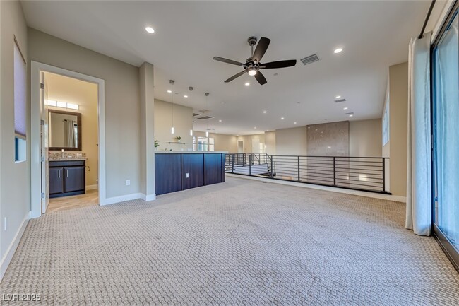 Building Photo - 72 Bella Lago Ave