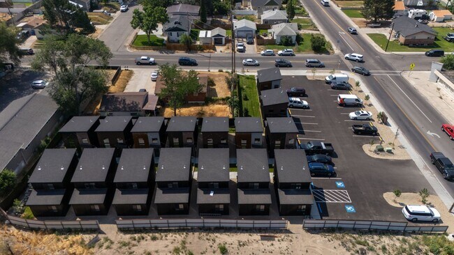Building Photo - 620 Jefferson Ave