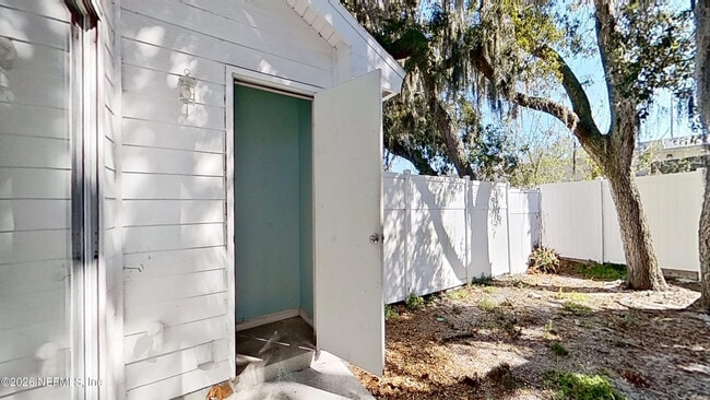 Building Photo - 791 Assisi Ln