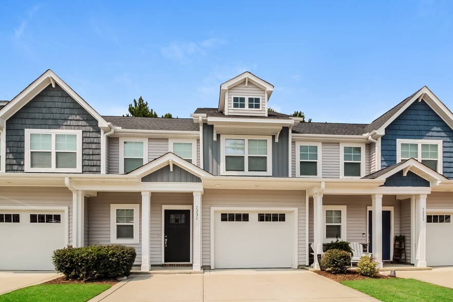 Building Photo - 7231 Bellacroft Dr