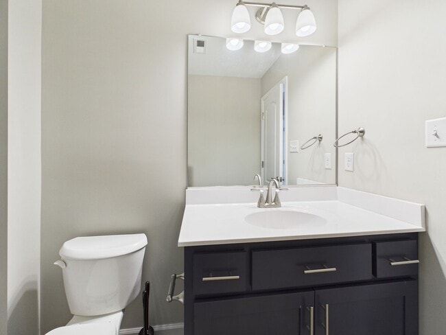 Building Photo - 1700 Dinwiddie Ave