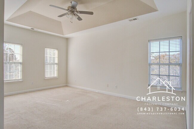 Building Photo - 156 Red Leaf Blvd