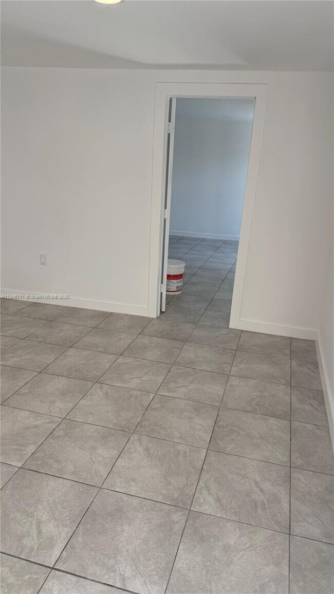 Building Photo - 12764 SW 46th Ln