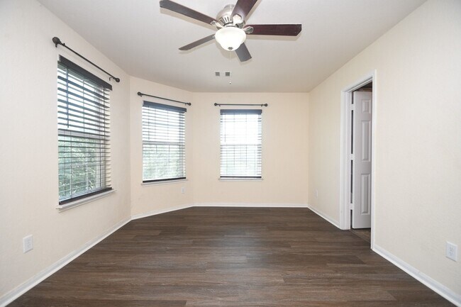 Building Photo - 15447 Signal Ridge Way