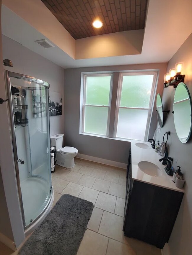 Building Photo - 2630 W Burnett Ave