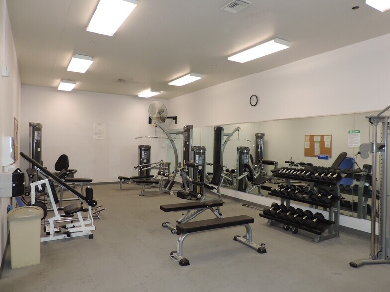 Primary Photo - 310 N Civic Dr