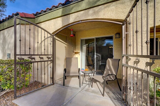 Building Photo - 7885 W Flamingo Rd