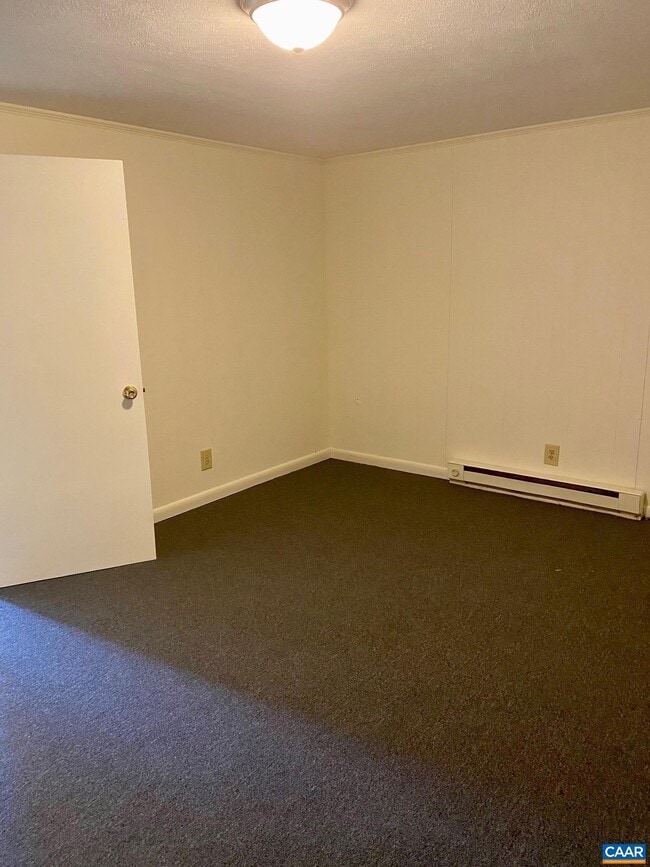 Building Photo - 108 Olinda Dr