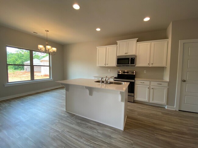Building Photo - Home for Rent in Pinson, AL!!! Available NOW!