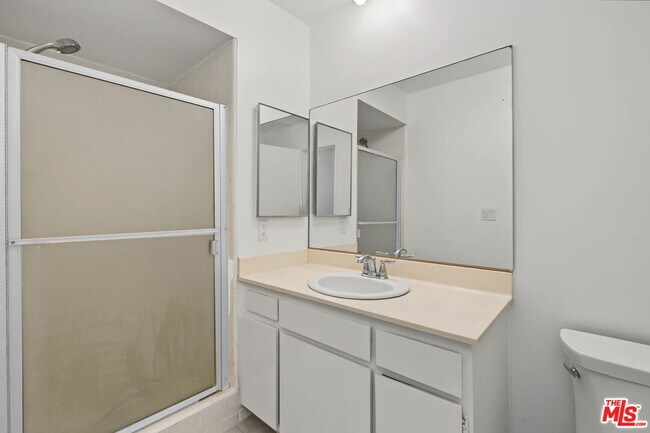 Building Photo - 16169 Sunset Blvd