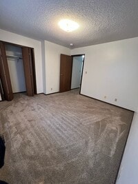 Building Photo - 509 Elm Ave