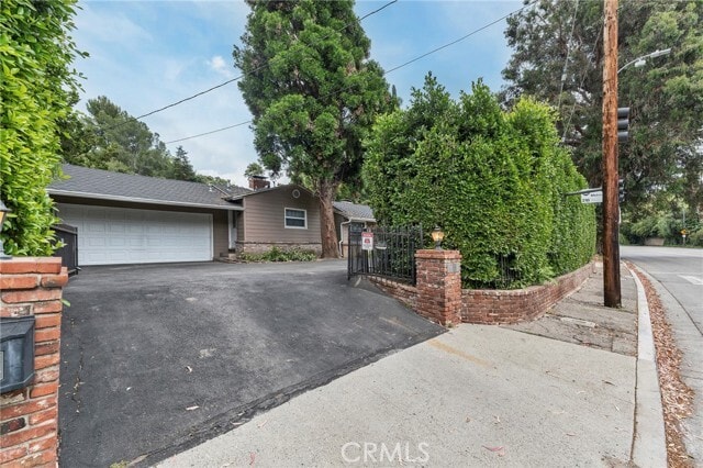 Building Photo - 3442 Laurel Canyon Blvd
