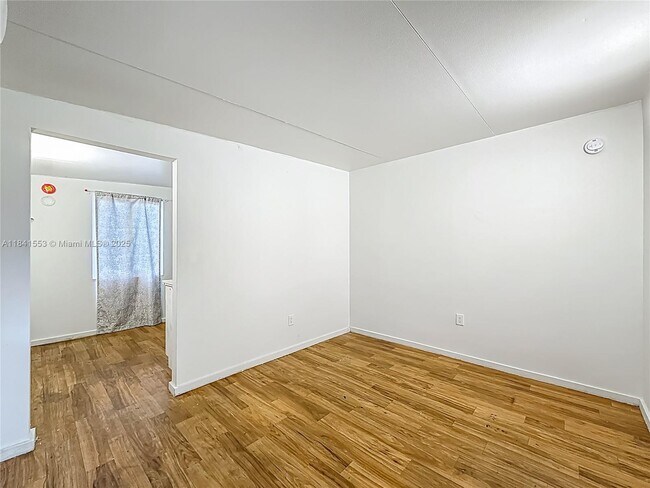 Building Photo - 1110 N 58th Ave