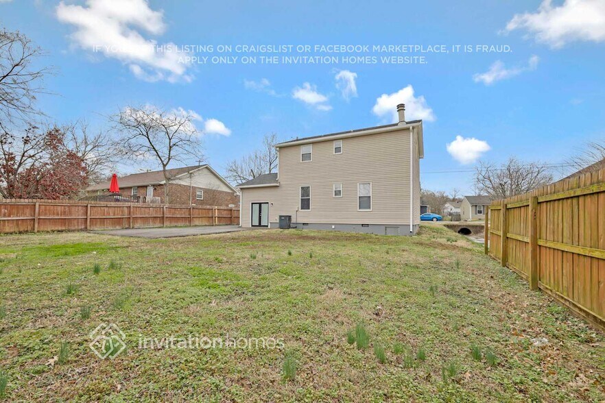 Building Photo - 1004 Carriage Way Ct
