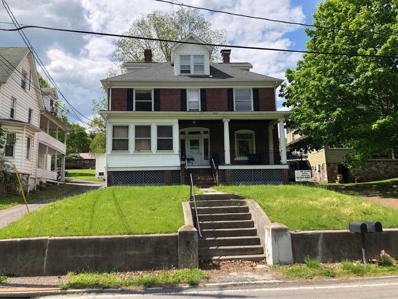 Front - 11019 Old Mount Savage Rd NW