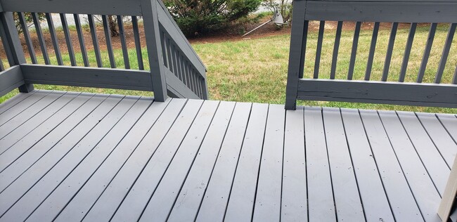 Building Photo - Peace Haven and US 421 Location