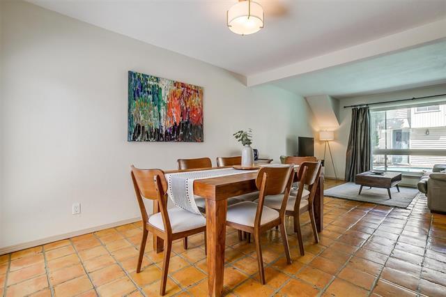 Building Photo - 2710 Douglas Ave