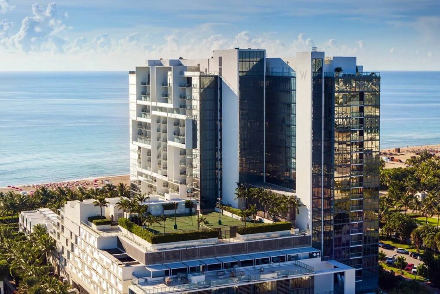 Building Photo - 2201 Collins Ave