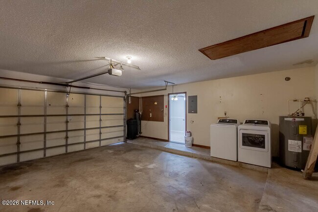 Building Photo - 5351 Morgan Horse Dr N