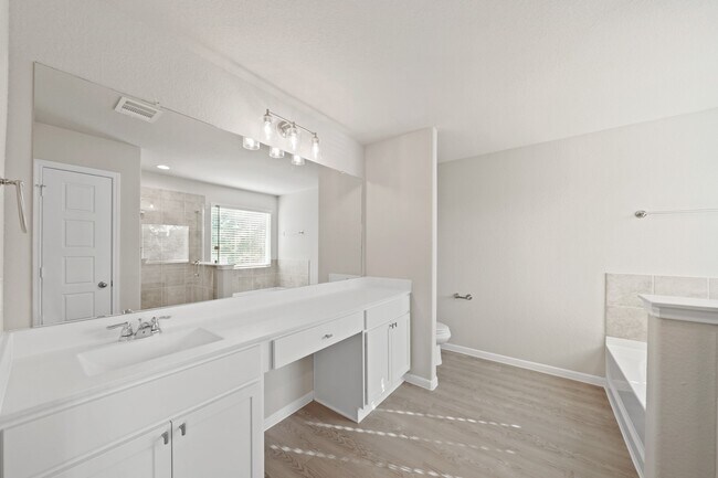 Building Photo - 17759 Dragon Tree Dr