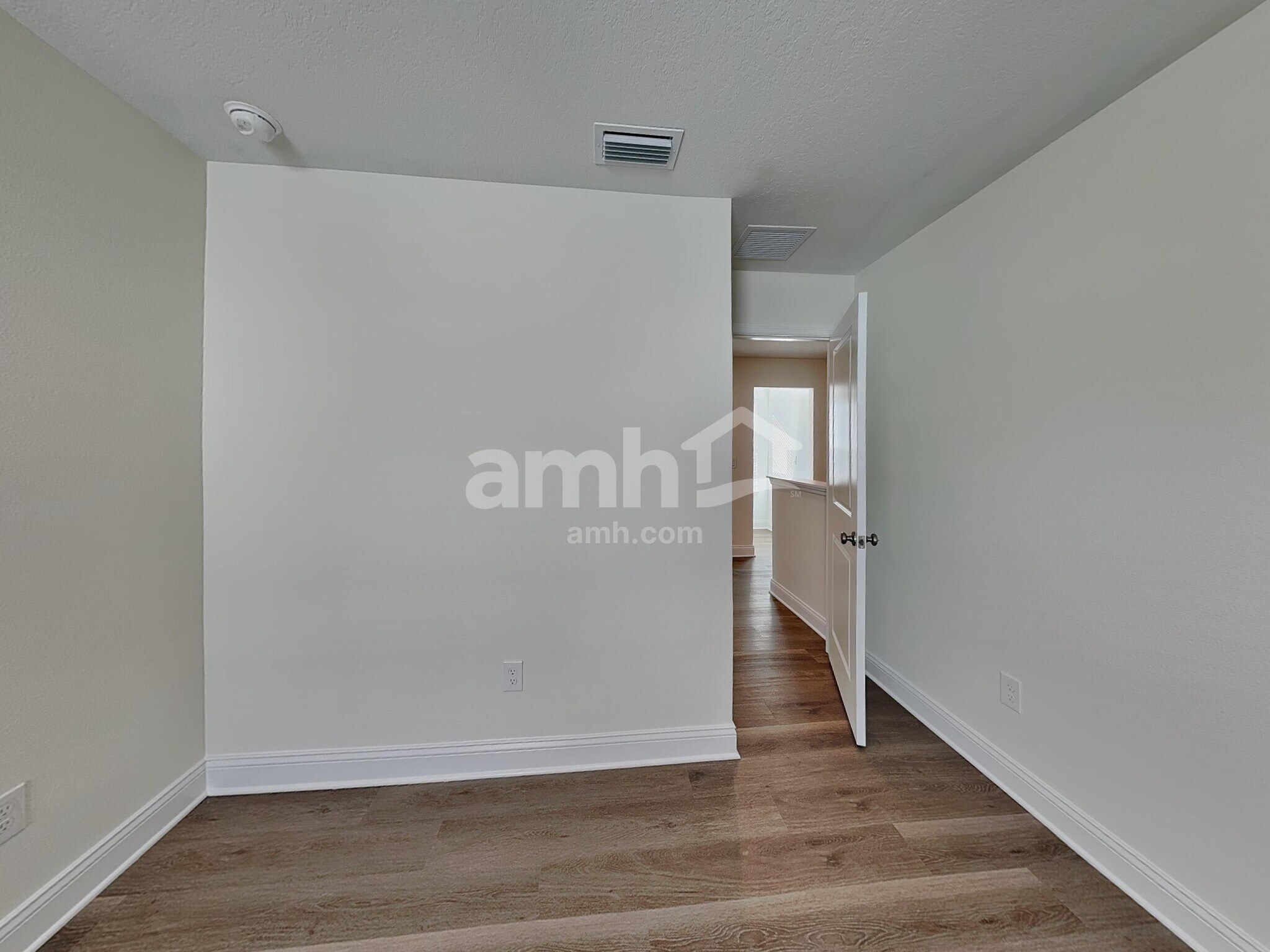 Building Photo - 2531 Feather Crst Dr